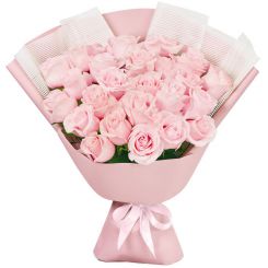 Территория любви в букете розовых роз