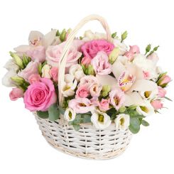 Розы,лизиантус,орхидеи букет в корзине Милая неженка
